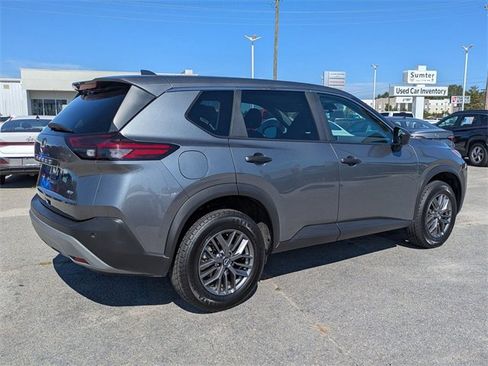 Used 2023 Nissan Rogue S image 3