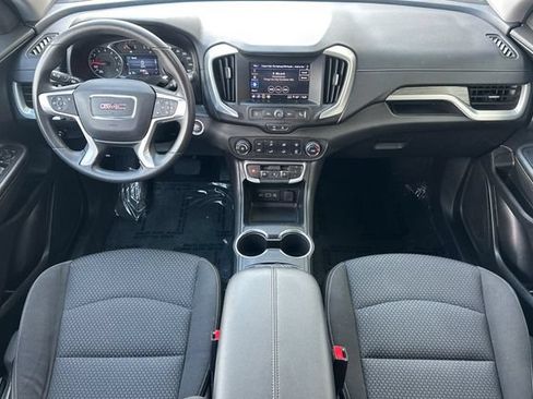 Used 2024 GMC Terrain SLE FWD image 15