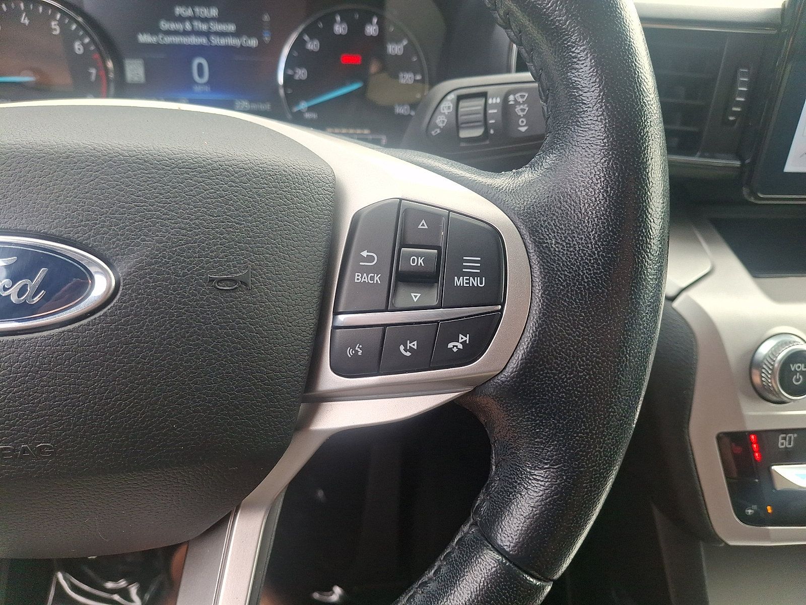 Used 2021 Ford Explorer XLT w/ Equipment Group 202A AWD/4WD image 23