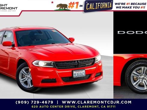 Used 2022 Dodge Charger SXT image 1