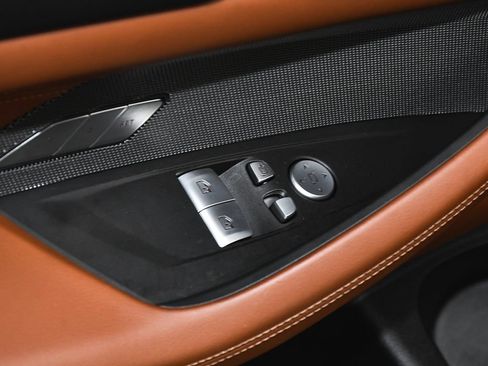 Used 2026 BMW M4 xDrive Competition AWD/4WD image 9