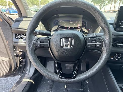 Certified 2023 Honda Accord EX image 28