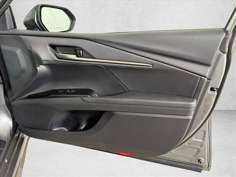 Used 2026 Toyota Camry SE FWD image 14