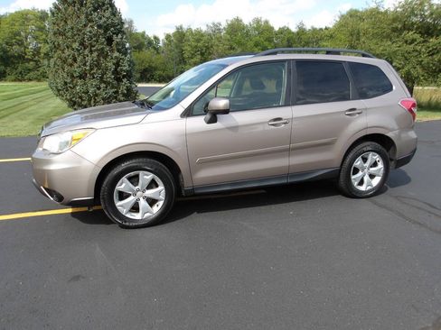 Used 2014 Subaru Forester 2.5i Premium w/ Popular Package #1 AWD/4WD image 10
