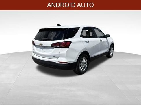 Used 2023 Chevrolet Equinox LS w/ LS Convenience Package AWD/4WD image 7