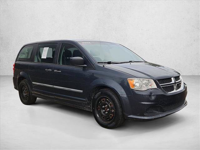 Used 2013 Dodge Grand Caravan American Value Package w/ UConnect Hands-Free Group FWD image 3