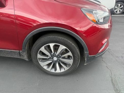 Used 2021 Buick Encore Preferred AWD/4WD image 3
