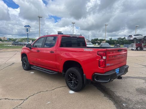 Used 2019 Chevrolet Silverado 1500 LT Trail Boss AWD/4WD image 7