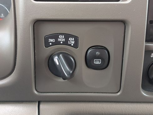 Used 2004 Ford Excursion 4WD image 24