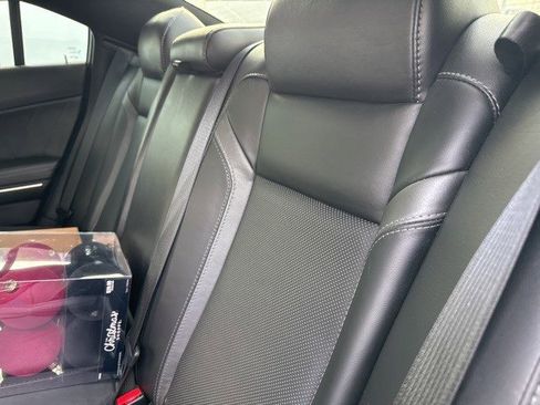 Used 2018 Dodge Charger R/T w/ Plus Group image 10