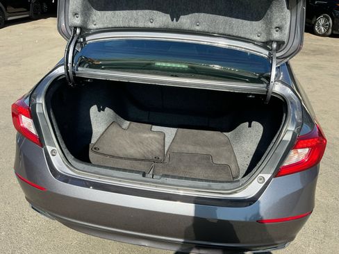 Used 2019 Honda Accord image 26