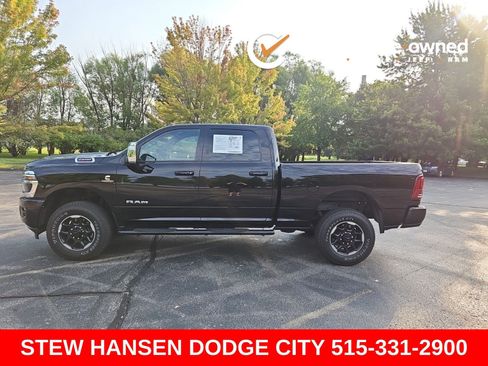 Used 2025 RAM 2500 Laramie AWD/4WD image 1