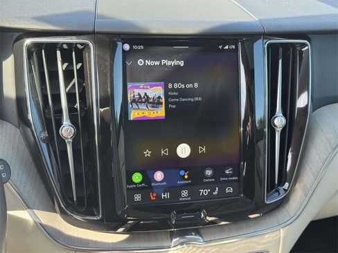 Certified 2023 Volvo XC60 B5 Plus w/ Climate Package image 25