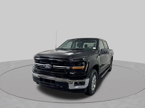 Used 2025 Ford F150 XLT w/ Equipment Group 301A Standard AWD/4WD image 2