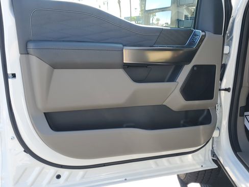 New 2026 Ford F350 Platinum w/ Platinum Plus Package image 16