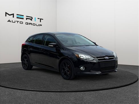 Used 2013 Ford Focus SE FWD image 1