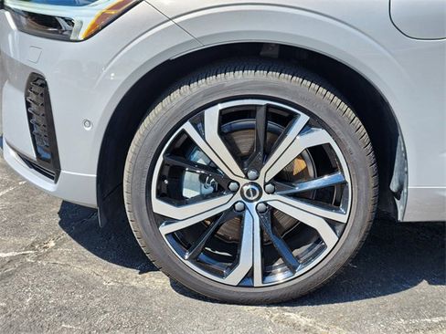 Certified 2025 Volvo XC60 T8 Ultra w/ Protection Package Premier image 13
