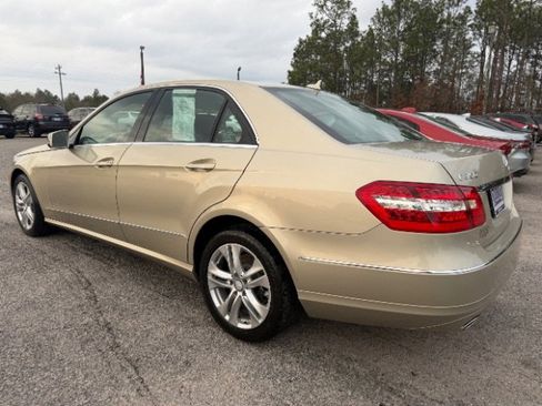 Used 2010 Mercedes-Benz E 350 Sedan image 5