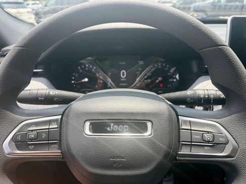 Used 2024 Jeep Compass Sport AWD/4WD image 14