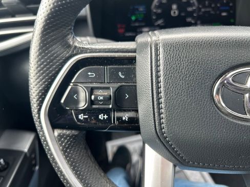 Used 2022 Toyota Tundra Platinum w/ Advanced Package image 24