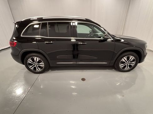 Certified 2025 Mercedes-Benz GLB 250 4MATIC image 5