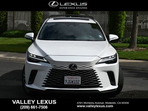 Used 2023 Lexus RX 350 Premium image 2