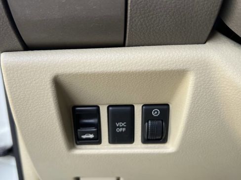 Used 2005 INFINITI G35 Coupe w/ (P01) Premium Pkg image 16