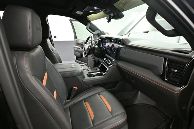 Used 2024 GMC Sierra 2500 AT4 w/ Technology Package AWD/4WD image 55