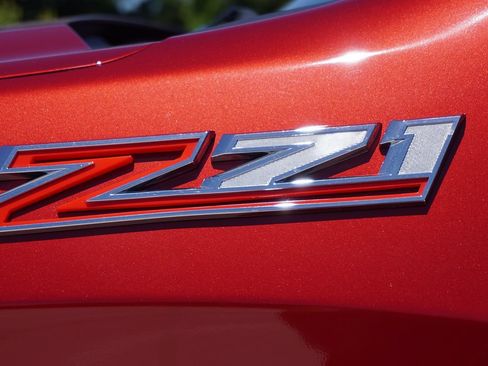 Used 2025 Chevrolet Silverado 1500 LTZ w/ Technology Package AWD/4WD image 5