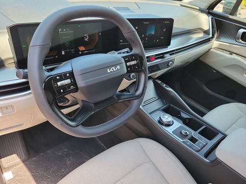 New 2026 Kia Sorento EX w/ EX Premium Package FWD image 11