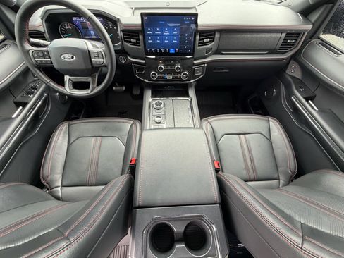 Used 2024 Ford Expedition Max Limited AWD/4WD image 10