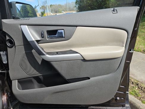 Used 2013 Ford Edge Limited image 16