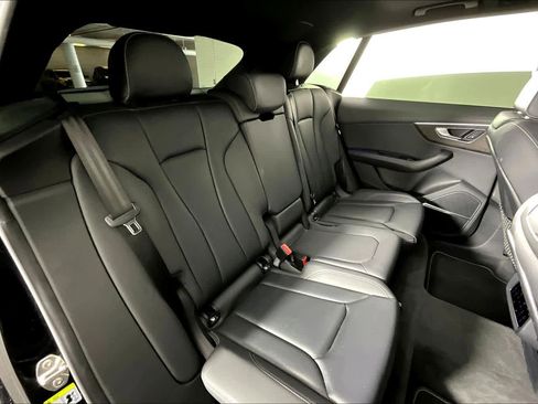 Used 2019 Audi Q8 Premium Plus w/ Premium Plus image 20