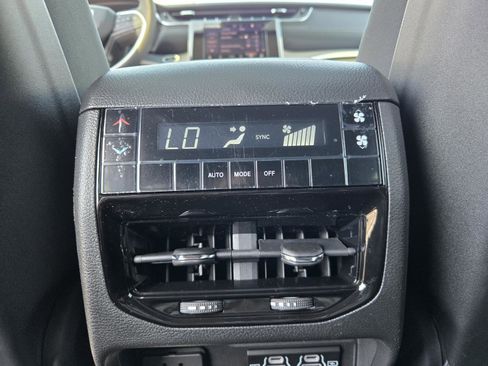 New 2026 Jeep Grand Cherokee L 2WD image 27