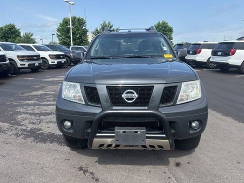 Used 2012 Nissan Frontier PRO-4X w/ Pro-4x Luxury Pkg AWD/4WD image 2