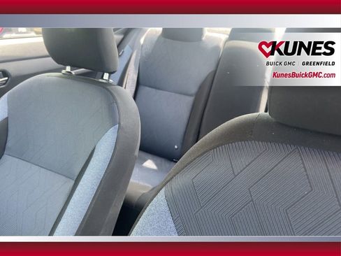 Used 2025 Nissan Versa SV FWD image 16