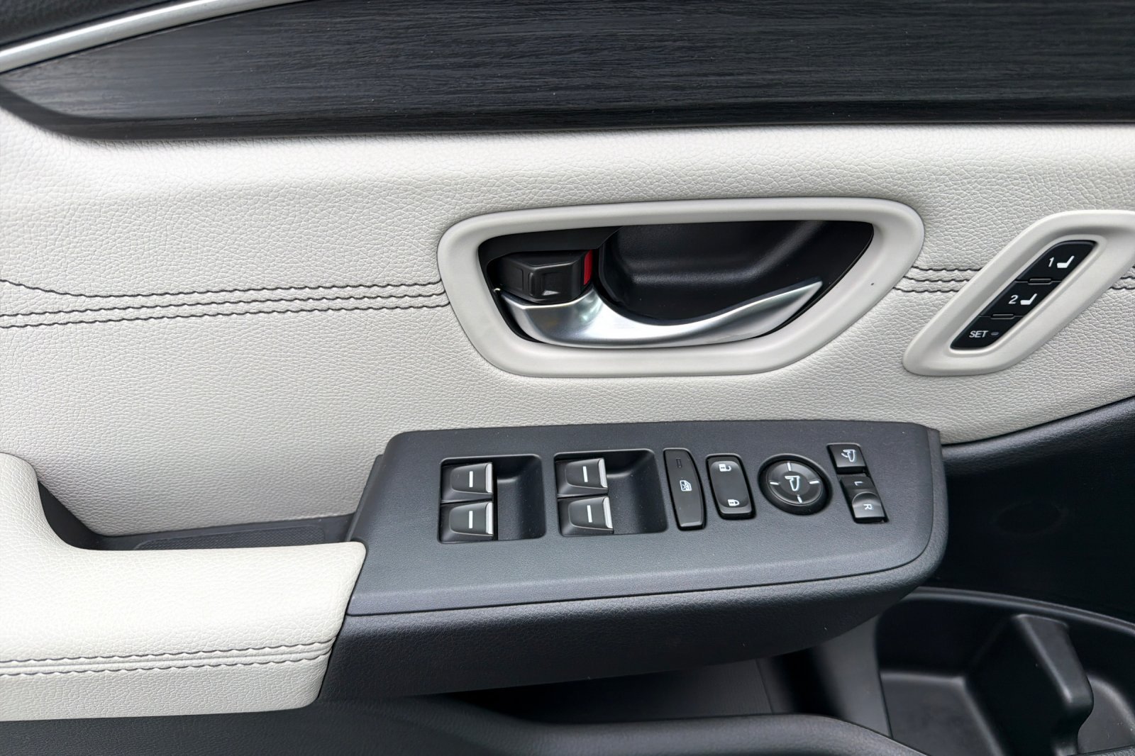 Certified 2026 Honda Pilot Touring image 10