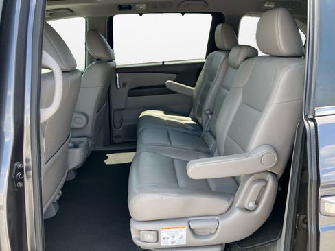 Used 2016 Honda Odyssey EX-L image 13