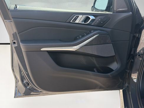 New 2026 BMW X5 xDrive40i w/ M Sport Package image 22