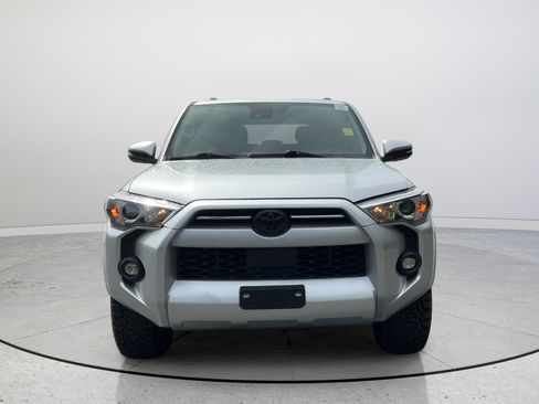 Used 2023 Toyota 4Runner SR5 Premium w/ Moonroof Package RWD image 4