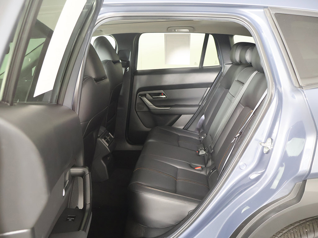 Used 2025 MAZDA CX-50 AWD 2.5 S w/ Premium Plus Pkg image 33