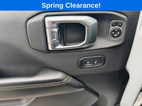 Used 2024 Jeep Wrangler Unlimited Sahara AWD/4WD image 23