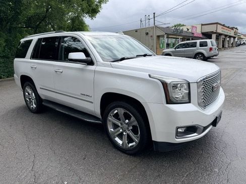 Used 2016 GMC Yukon Denali w/ Open Road Package AWD/4WD image 3