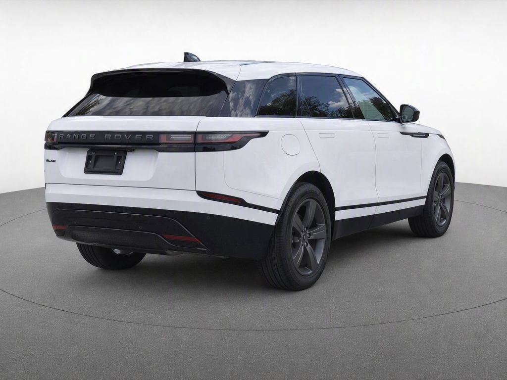 Used 2025 Land Rover Range Rover Velar Dynamic SE AWD/4WD image 6