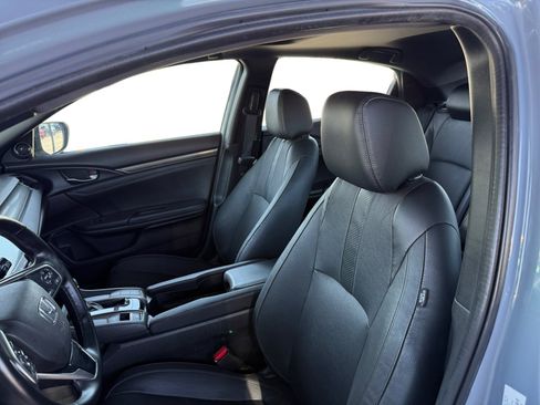 Used 2019 Honda Civic EX-L image 10