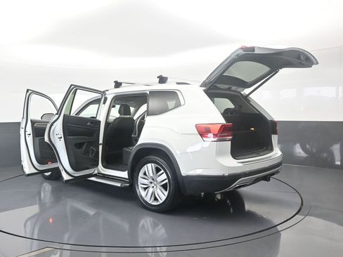 Used 2018 Volkswagen Atlas SEL Premium image 88