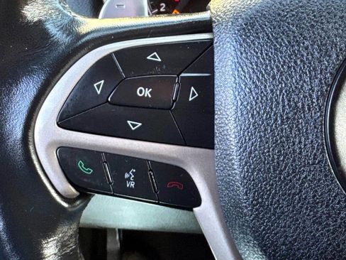 Used 2016 Jeep Grand Cherokee Laredo w/ Quick Order Package 23E image 18