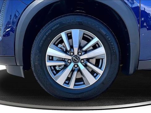 New 2026 Nissan Pathfinder SL FWD image 13