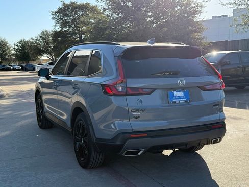 Used 2025 Honda CR-V Sport Touring image 3