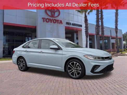 Used 2026 Volkswagen Jetta Sport FWD image 1